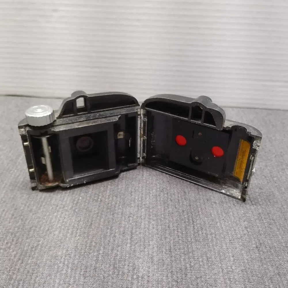 Kodak Ektramax Camera & Beacon Camera For Parts Untested Lot